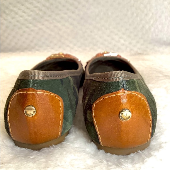 Gianni Bini Flat Shoes, 6.5 M, Combat Green - Picture 7 of 8